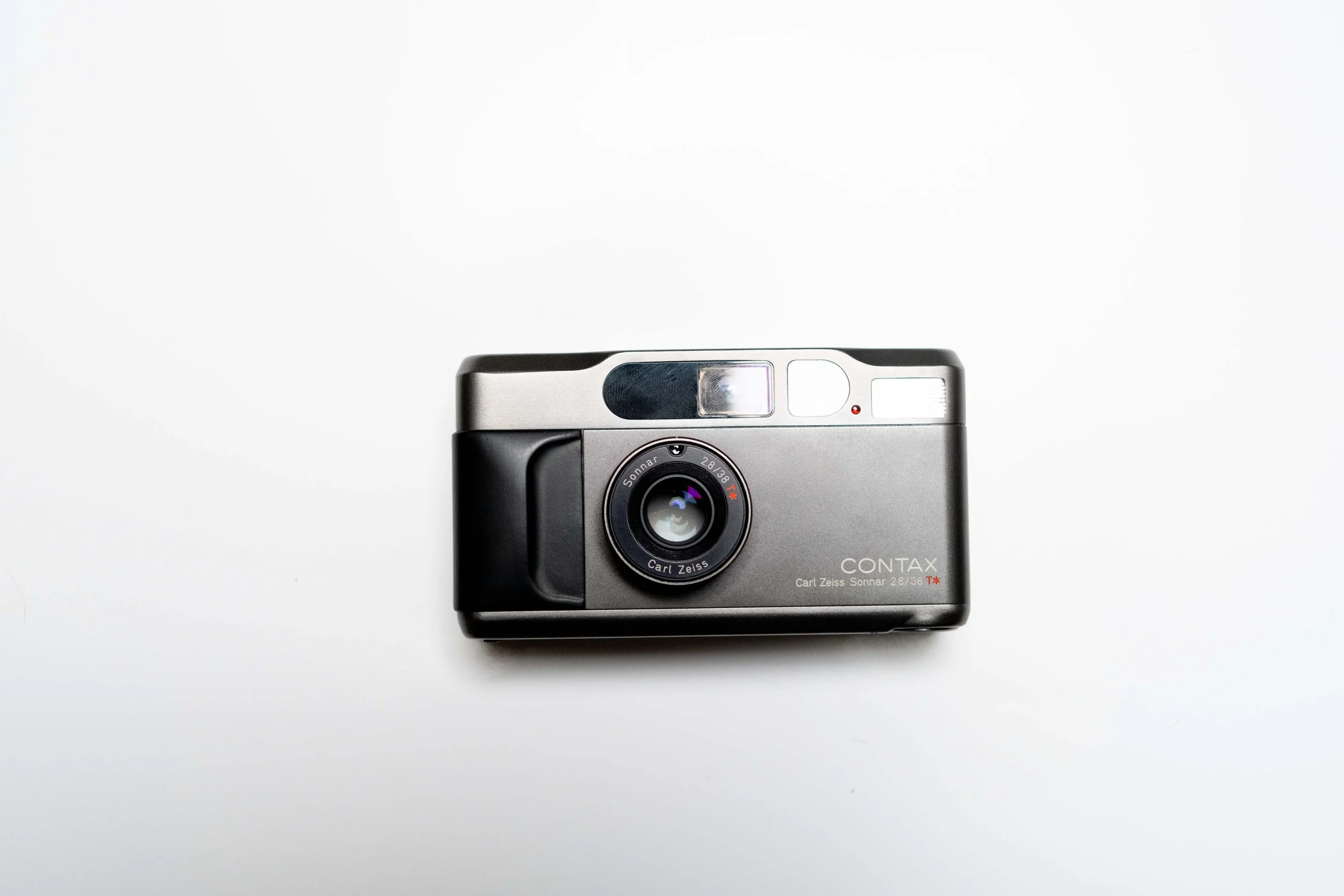 contax+t2+black+point+and+